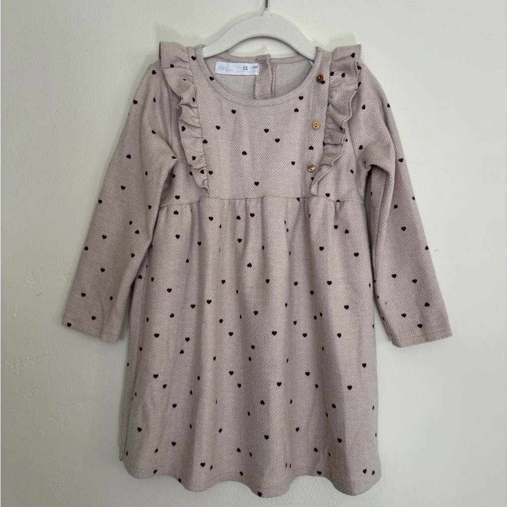 Zara Ruffle Front Long Sleeve Dress in baby girls size 4-5. Cream.
